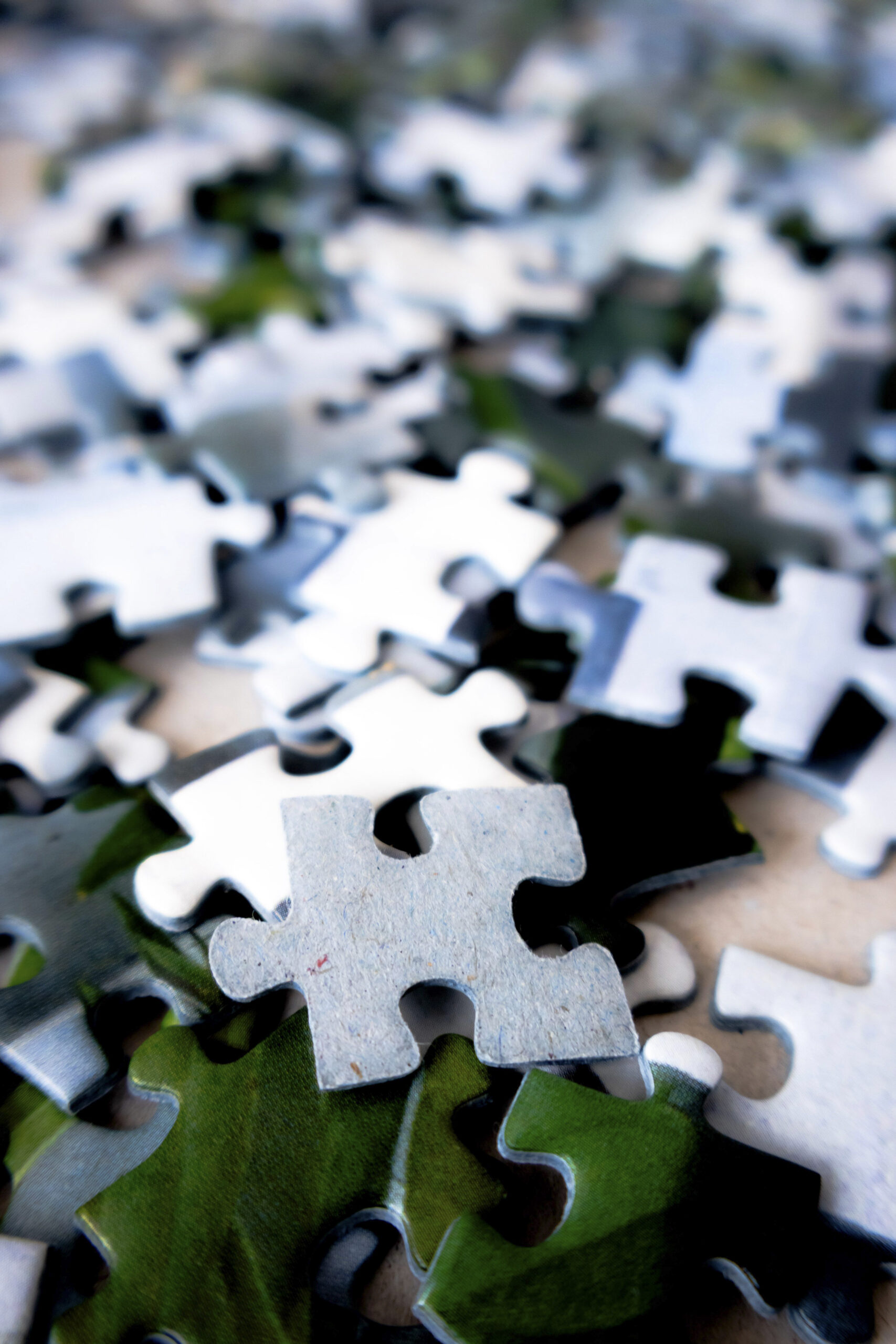 Puzzle pieces representing separation counselling support in Darwin